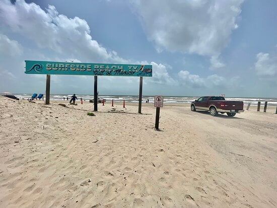 public beach in surfside beach  texas