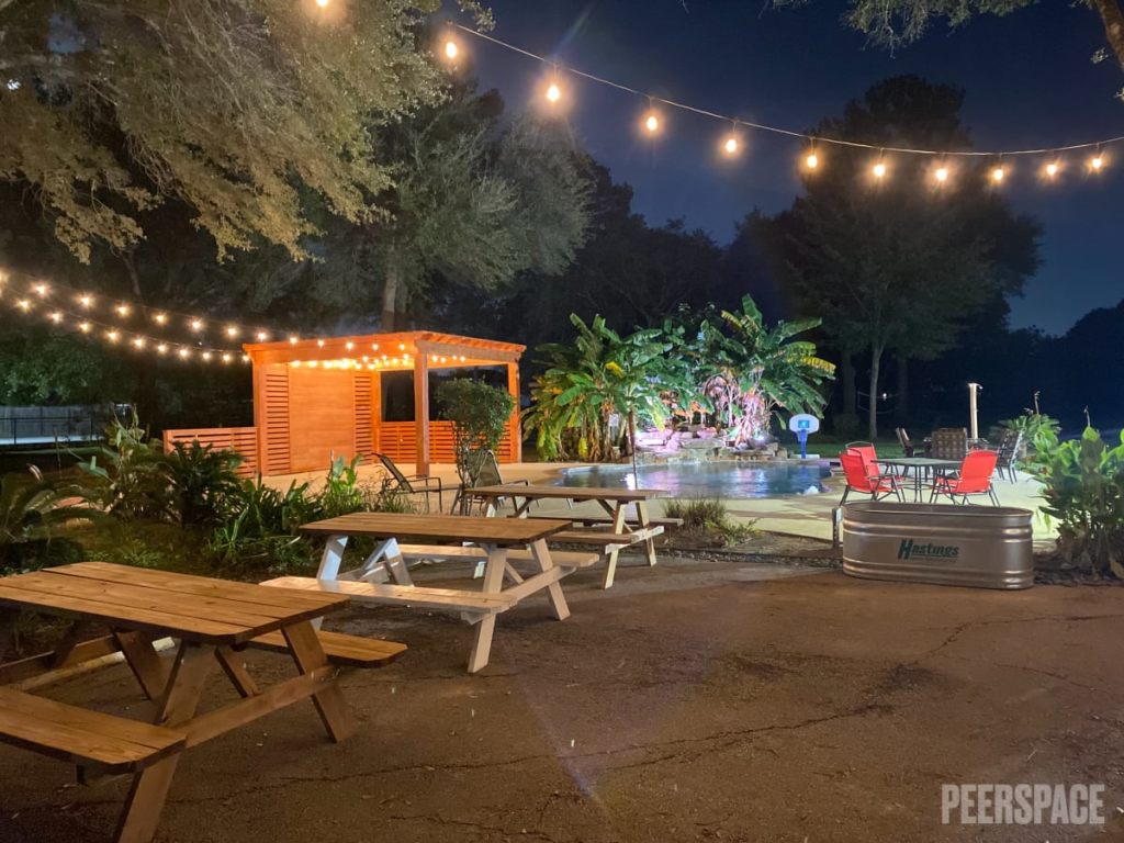 poolside micro wedding venue