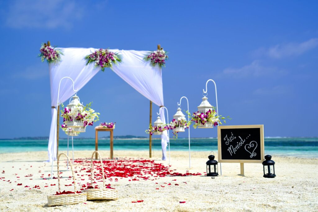 beach micro wedding in surfside beach texas